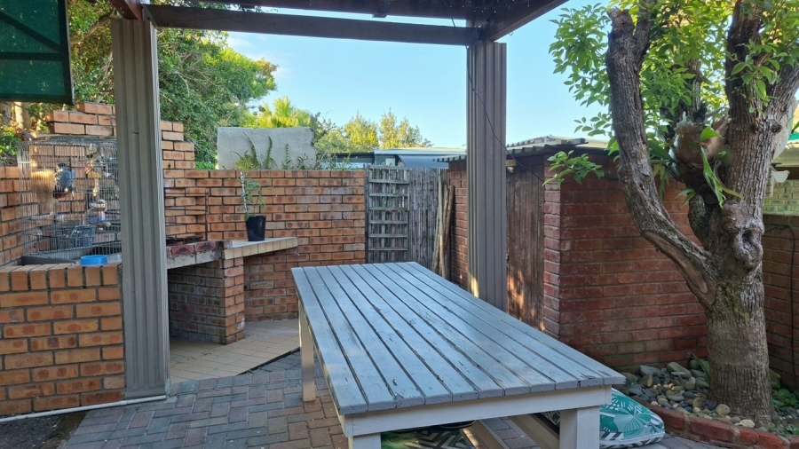 3 Bedroom Property for Sale in Glen Eden Eastern Cape
